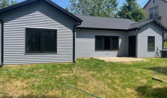 316 S West St, Angola, IN 46703