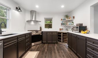 73733 Superior St, South Haven, MI 49090