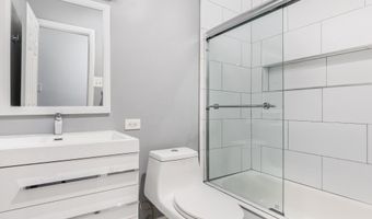 3334 WOODBURN VILLAGE Dr 33, Annandale, VA 22003