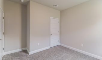 5625 Overland Dr, Biloxi, MS 39532