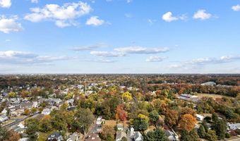 29 E GLOUCESTER Pike, Barrington, NJ 08007