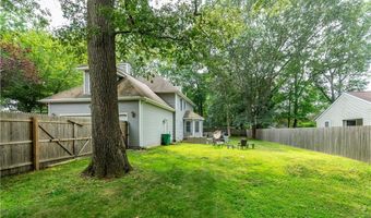 195 Oakland Beach Ave, Warwick, RI 02889