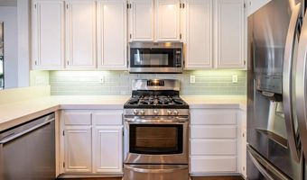 4640 Los Alamos Way A, Oceanside, CA 92057
