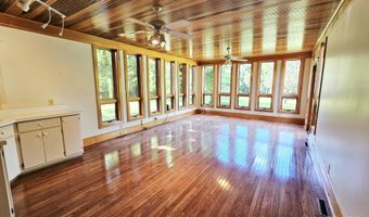 9178 SE 72nd Ter, Baxter Springs, KS 66713