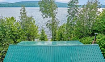 1048 Cottage Rd, Averill, VT 05903