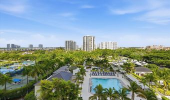 7000 W Island Blvd 907, Aventura, FL 33160