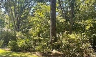 5621 CARL St, Alexandria, LA 71301
