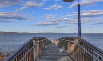 91 Dockside Ln, Belfast, ME 04915