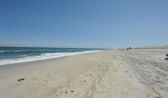 12371 SEA OAKS Ln 1, Berlin, MD 21811