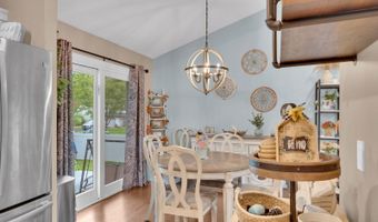 9 Brentwood Ter, Middletown, NJ 07748