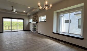 1232 Berkshire Ln, North Liberty, IA 52317