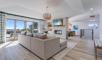 641 Bayview Dr, Aptos, CA 95003