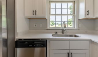 12491 CLINTON HEIGHTS Dr, Ashland, VA 23005