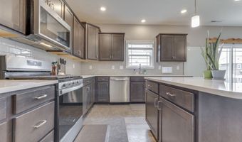 928 Ridge Rock Ln, Bargersville, IN 46106