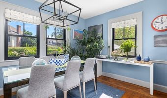 41 Hunter Ave, Newport, RI 02840