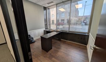 100 W 11th St, Anderson, IN 46016