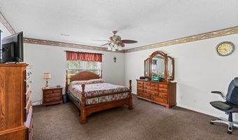 634 Alapaha River Dr, Alapaha, GA 31622