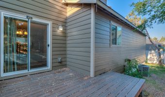 2224 NE Indigo Ln, Bend, OR 97701