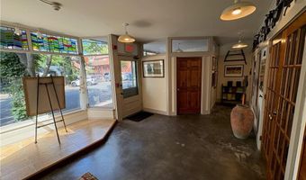 30 Bradford St, Bristol, RI 02809