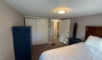 1620 E RANDALL Ave, Appleton, WI 54911