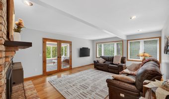 32432 Northwoods Rd, Adel, IA 50003