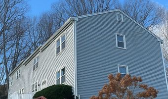 6 Irving Pl, Danbury, CT 06810