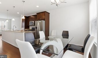 12710 RUSTIC ROCK Ln, Beltsville, MD 20705