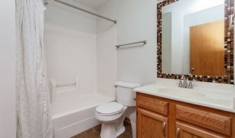 2815 Ashland Ct, Altoona, IA 50009