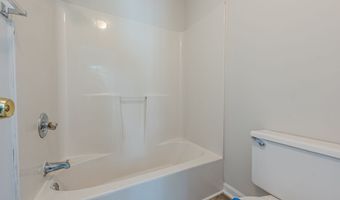 6614 Meadow Grn, Peachtree Corners, GA 30092