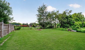 139 Nursery Rd, Anderson, IN 46012