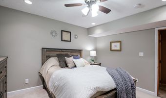 17 Point Ln, Arcadia, IN 46030