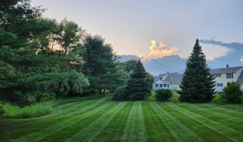 30 Tourmaline Ln, Auburn, ME 04210