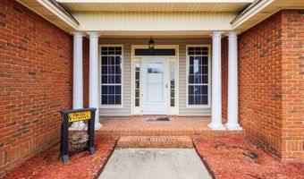 605 Plantation Dr, Adel, GA 31620