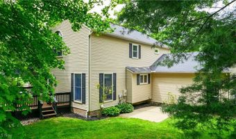 205 IRONWOOD Cir, Aurora, OH 44202