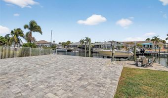 6337 COCOA Ln, Apollo Beach, FL 33572