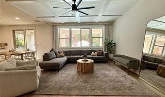 5571 Bethany Bend Dr, Las Vegas, NV 89135