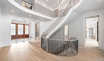 19 Rio Vista Dr, Alpine, NJ 07620