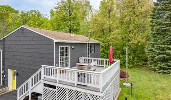 5 Emerald Dr, Alloway, NJ 07422