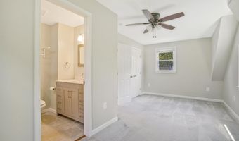 6024 RIXEY Dr, Alexandria, VA 22303
