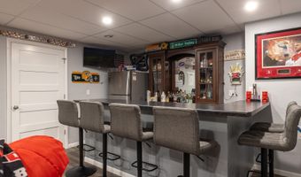 W5724 JOCHMANN Drive, Appleton, WI 54915