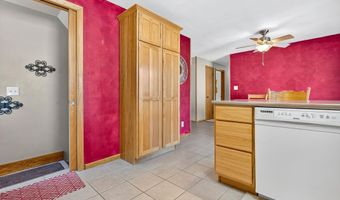 1214 E LINDBERGH St, Appleton, WI 54911