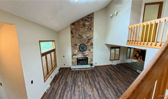 360 Muegel Rd, Amherst, NY 14051