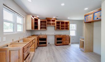 2118 W Radio Ln, Arkansas City, KS 67005