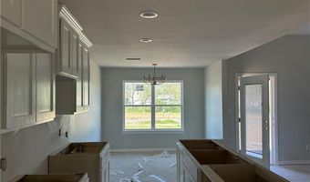 1100 Hunter Dr, Barling, AR 72923