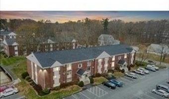 21 Clarks Rd #204, Amesbury, MA 01913