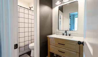 14743 Lawrence 1195, Aurora, MO 65605
