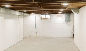 2281 Fairview, Adrian, MI 49221