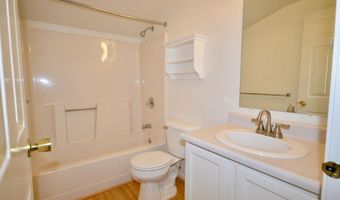 37 Cortland Cir 37, Bangor, ME 04401