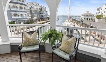 24 Brown And Howard Wharf 302, Newport, RI 02840