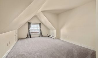 177 Main St A, Amesbury, MA 01913